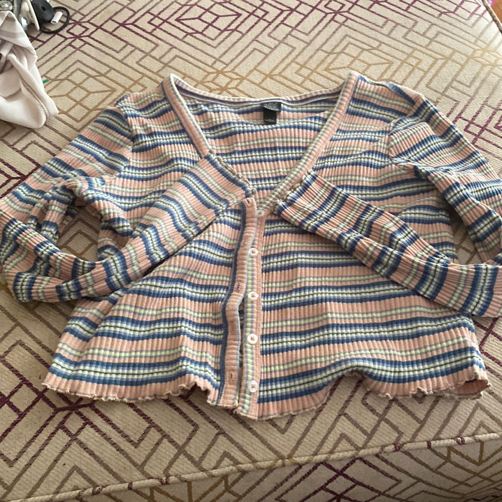 Wild fable long sleeve crop top button up
